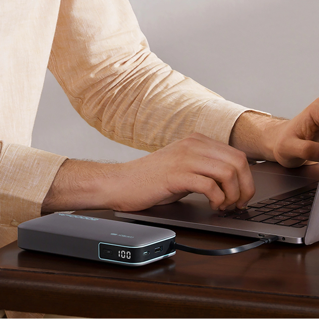 Baterie Externa Cuktech, 20000mAh, 55W, QC + PD, 1 x USB-A - 2 x USB-C, Gri CUKP200NGLDG