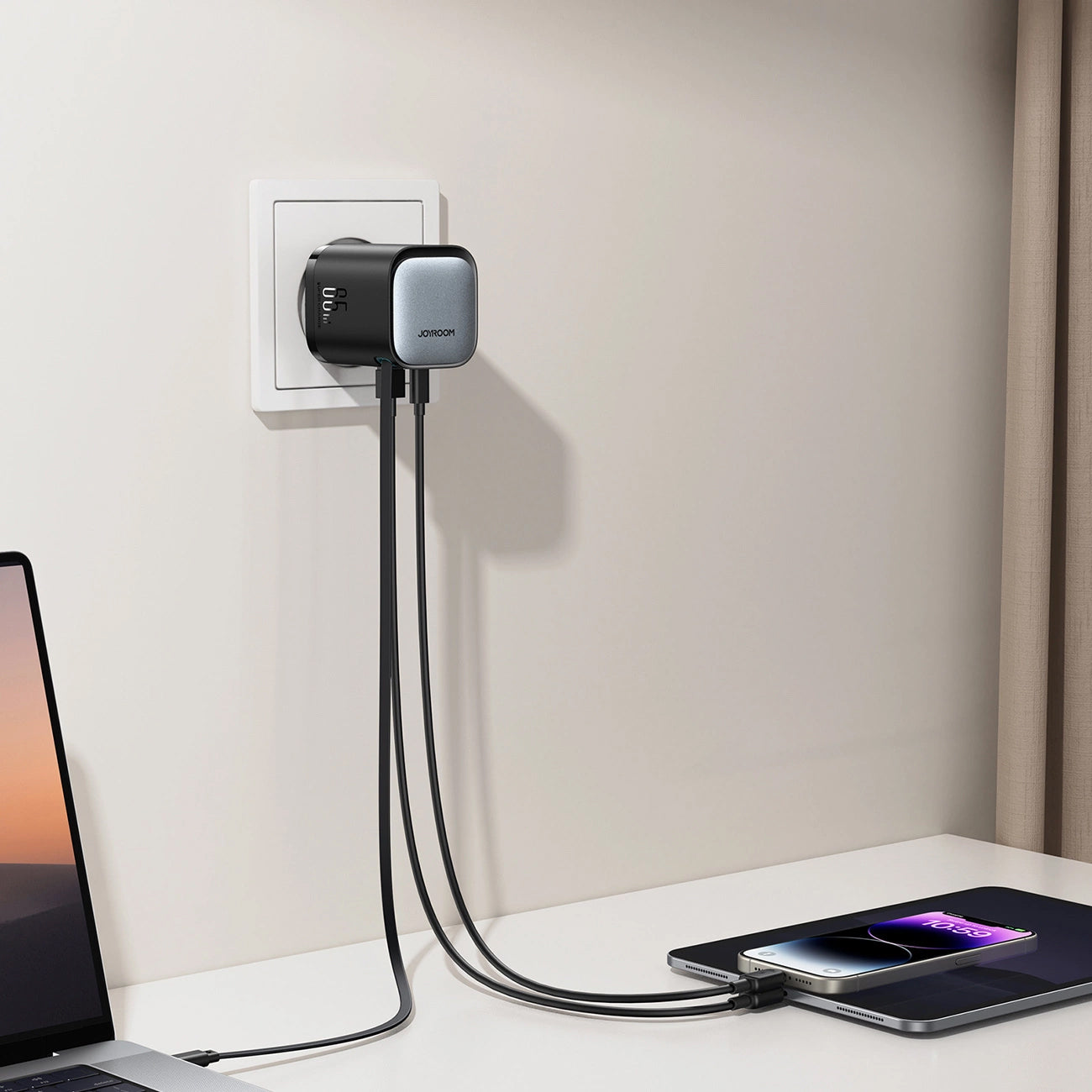 Incarcator Retea Cu Cablu USB-C Joyroom JR-TCL02, 65W, 3A, 1 x USB-A - 1 x USB-C, Negru