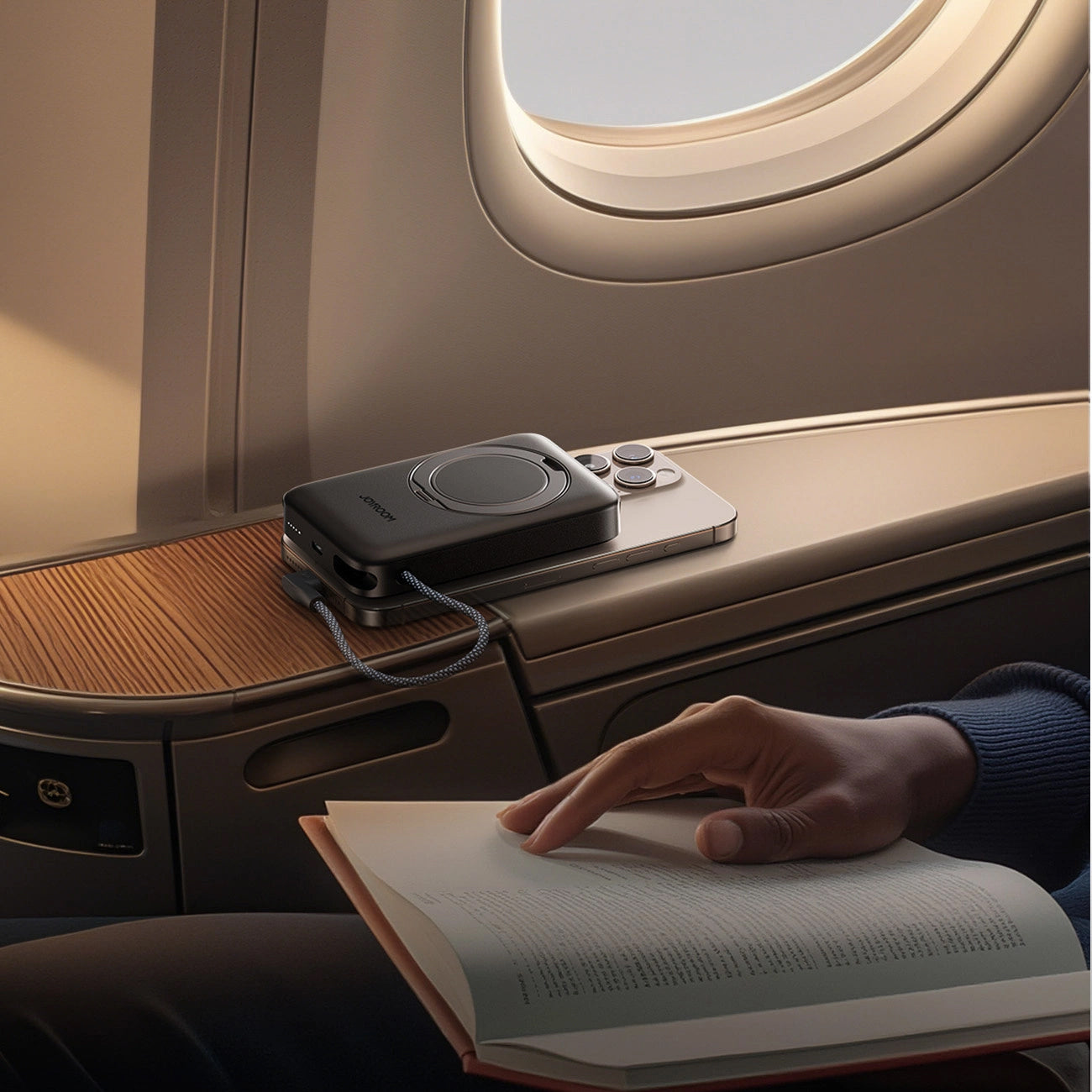 Baterie Externa Wireless Joyroom JR-PBM02, 10000mAh, 22.5W, PD + FQI, 1 x QI - 2 x USB-C, Neagra