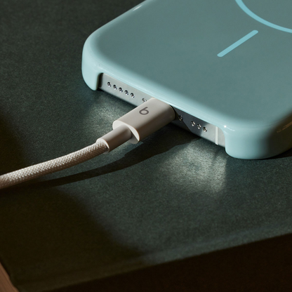 Cablu Date si Incarcare USB-C - USB-C Beats, 1.5m, Bej MDGD4ZM/A