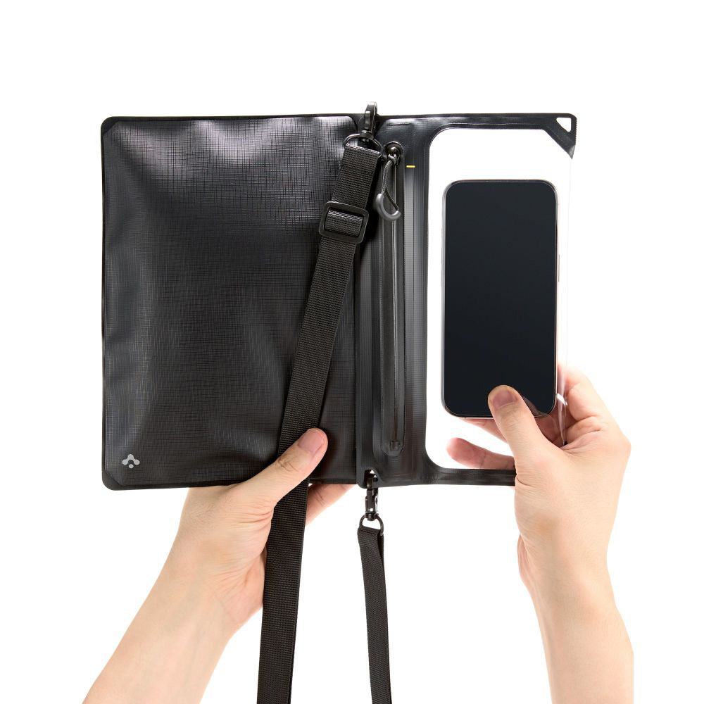 Geanta si Husa Waterproof Universala Spigen Crossbag, Neagra AMP09746