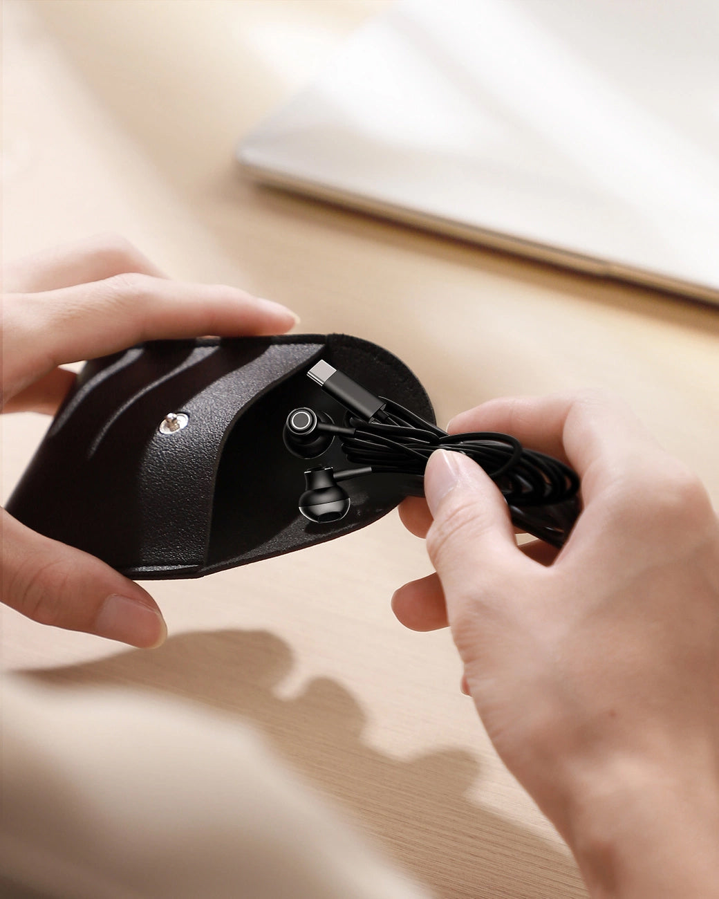 Handsfree USB-C Joyroom JR-EC07, Negru