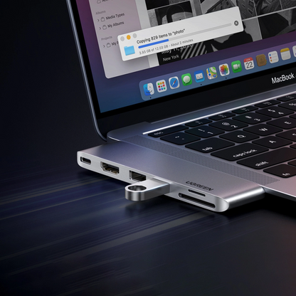 Hub USB-C UGREEN CM380 (80856)  pentru Apple MacBook Pro / Air Series, 2 x USB-A 3.0 - 1 x USB-C - 1 x HDMI - 1 x SD - 1 x microSD