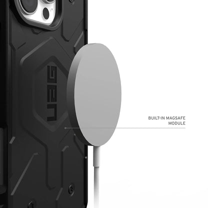 Husa MagSafe pentru Apple iPhone 17 Pro, Urban Armor Gear, Pathfinder, Verde, Resigilata