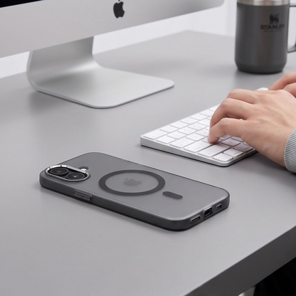 Husa MagSafe pentru Apple iPhone 17, Tech-Protect, MagZero, Neagra Mata