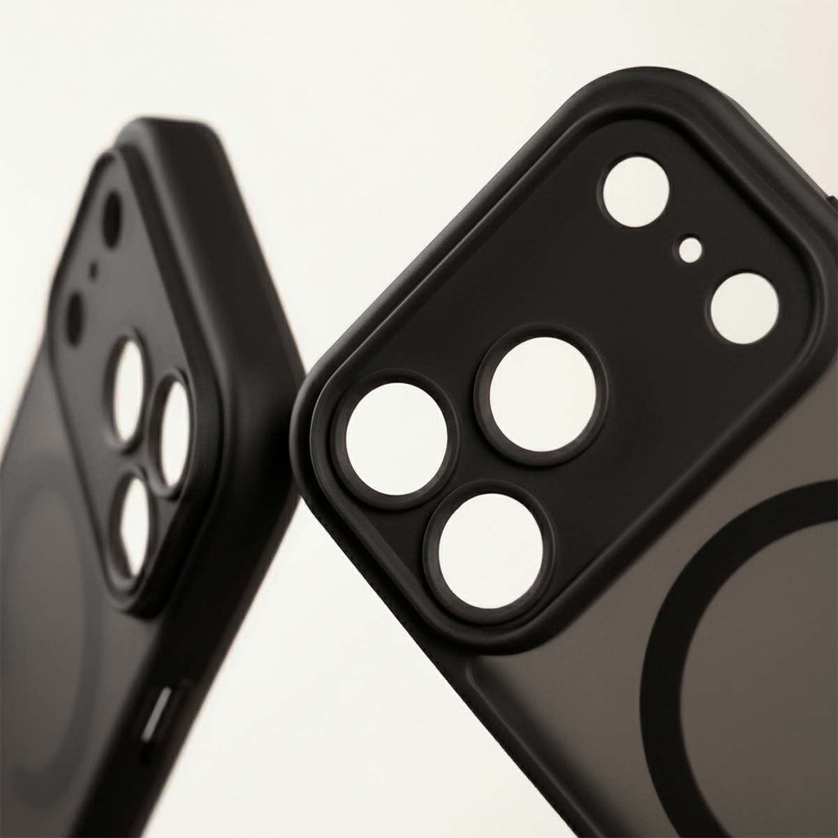 Husa MagSafe pentru Apple iPhone 18 Pro / 17 Pro, OEM, Mag Big Hole, Neagra Mata
