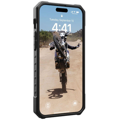 Husa MagSafe pentru Apple iPhone 15 Pro, Urban Armor Gear, Pathfinder SE Midnight Camo, Camuflaj