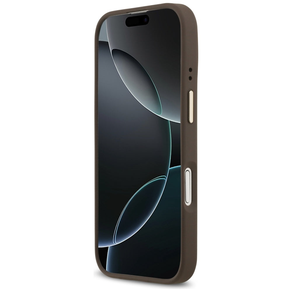 Husa MagSafe pentru Apple iPhone 17, Guess, 4G Logo Plate, Maro