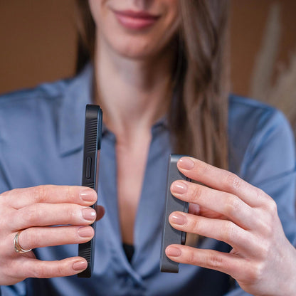 Husa MagSafe pentru Apple iPhone 17 Pro Max, 3MK, Smoke MagCase, Neagra