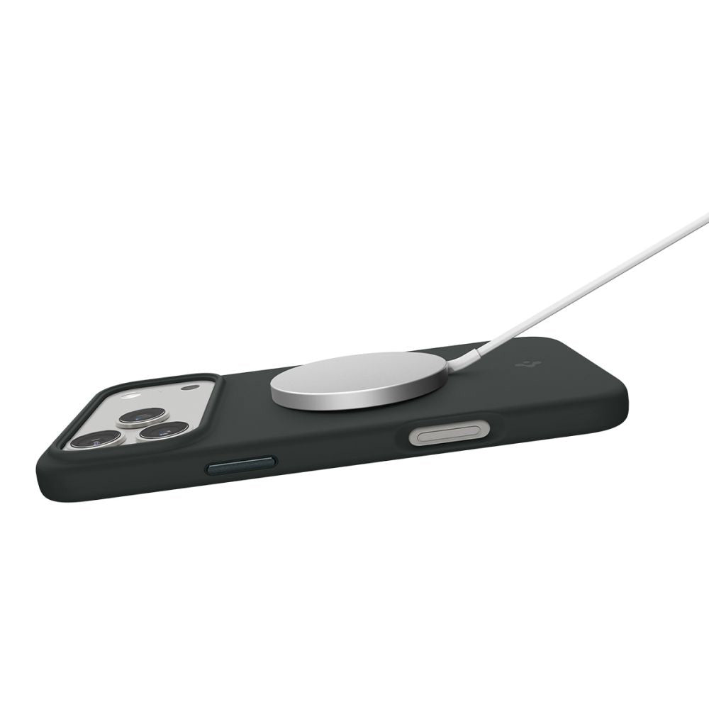 Husa MagSafe pentru Apple iPhone 17 Pro Max, Spigen, Silicone Fit, Verde