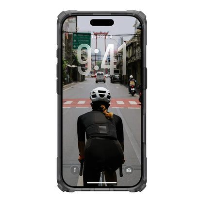 Husa MagSafe pentru Apple iPhone 17, Urban Armor Gear, Plasma XTE, Gri