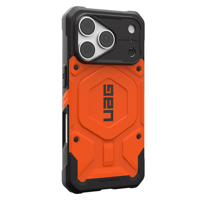 Husa MagSafe pentru Apple iPhone 18 Pro Max / 17 Pro Max, Urban Armor Gear, Pathfinder, Portocalie