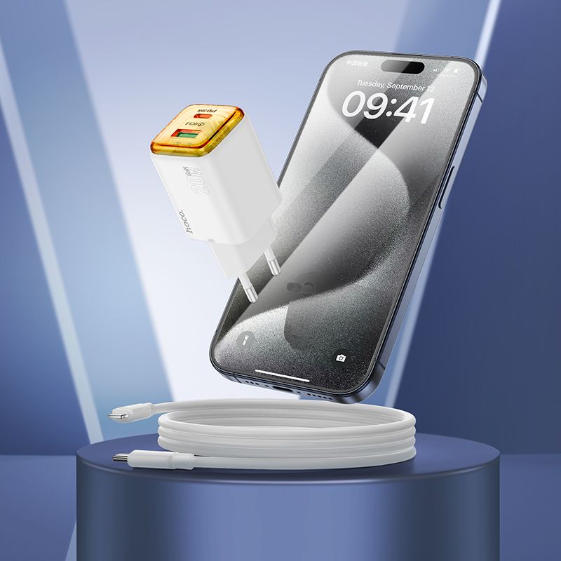 Incarcator Retea Cu Cablu USB-C HOCO N52, 20W, 3A, 1 x USB-A - 1 x USB-C, Alb