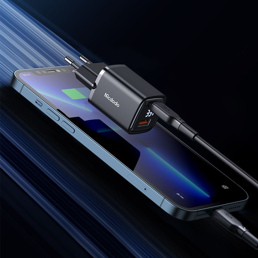 Incarcator Retea McDodo CH-1701 Graphite Display, 33W, 3A, 1 x USB-A - 1 x USB-C, Negru